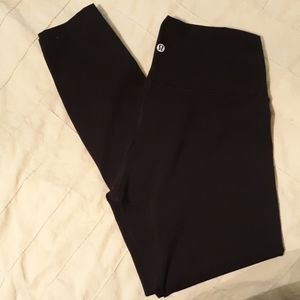 Lululemon leggings size 8